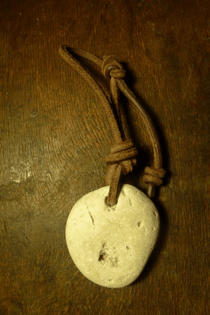 Linsensteine als Anh&auml;nger